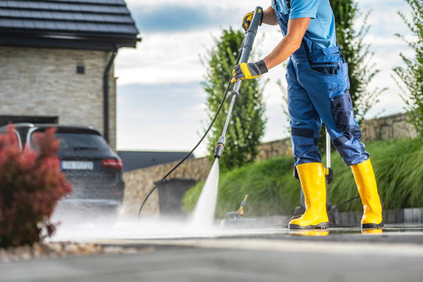 Best Deck Cleaning Services  in Meadview, AZ